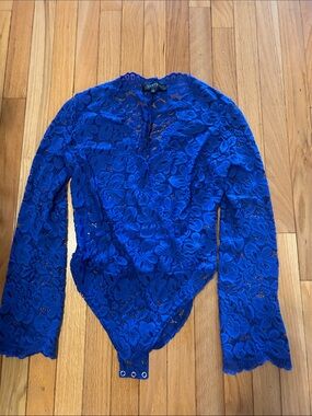 Lace V-Neck Long Sleeve Bodysuit in Royal Blue